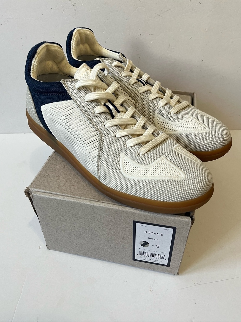 Rothy’s the RS01 Hudson men’s knit Sneaker size 8